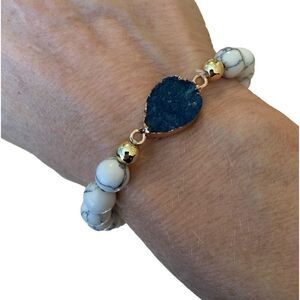 Midnight Sky Blue Faux Druzy Stretch Bracelet with Howlite Beads